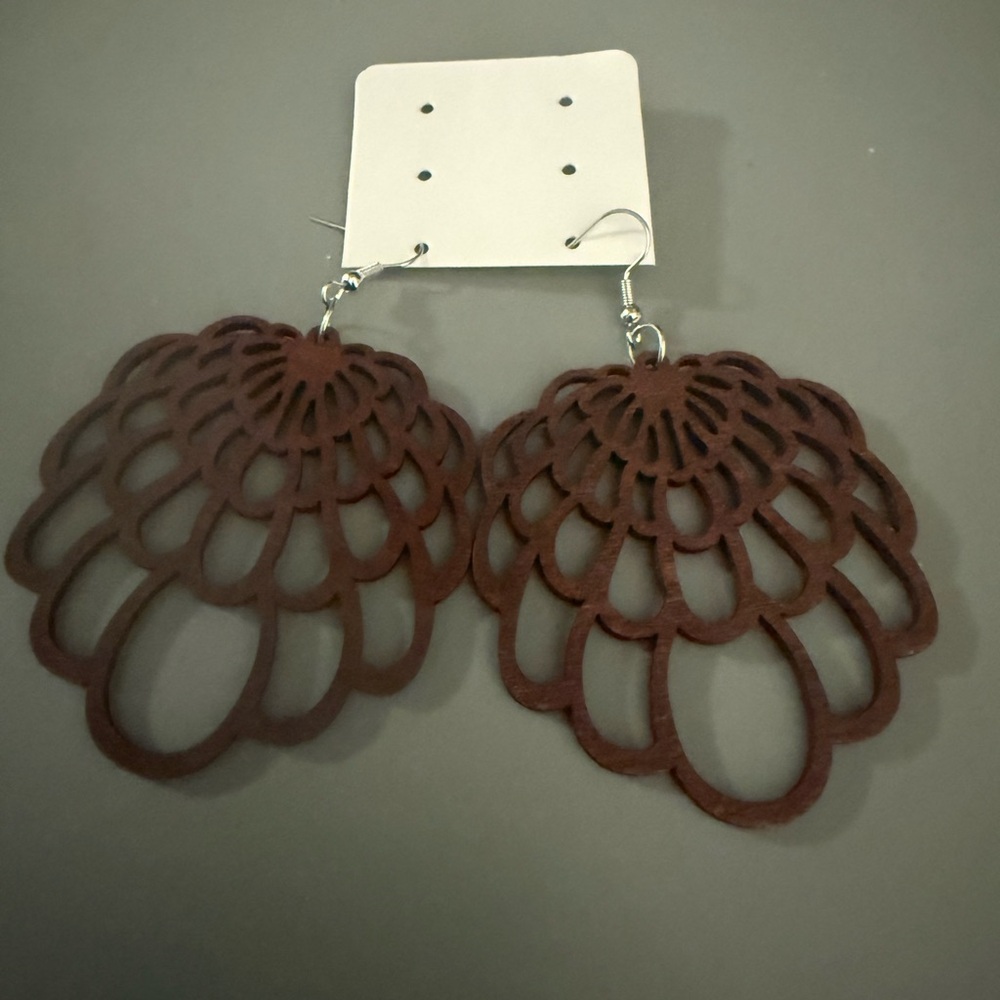 Elegant Brown Cutout Earrings